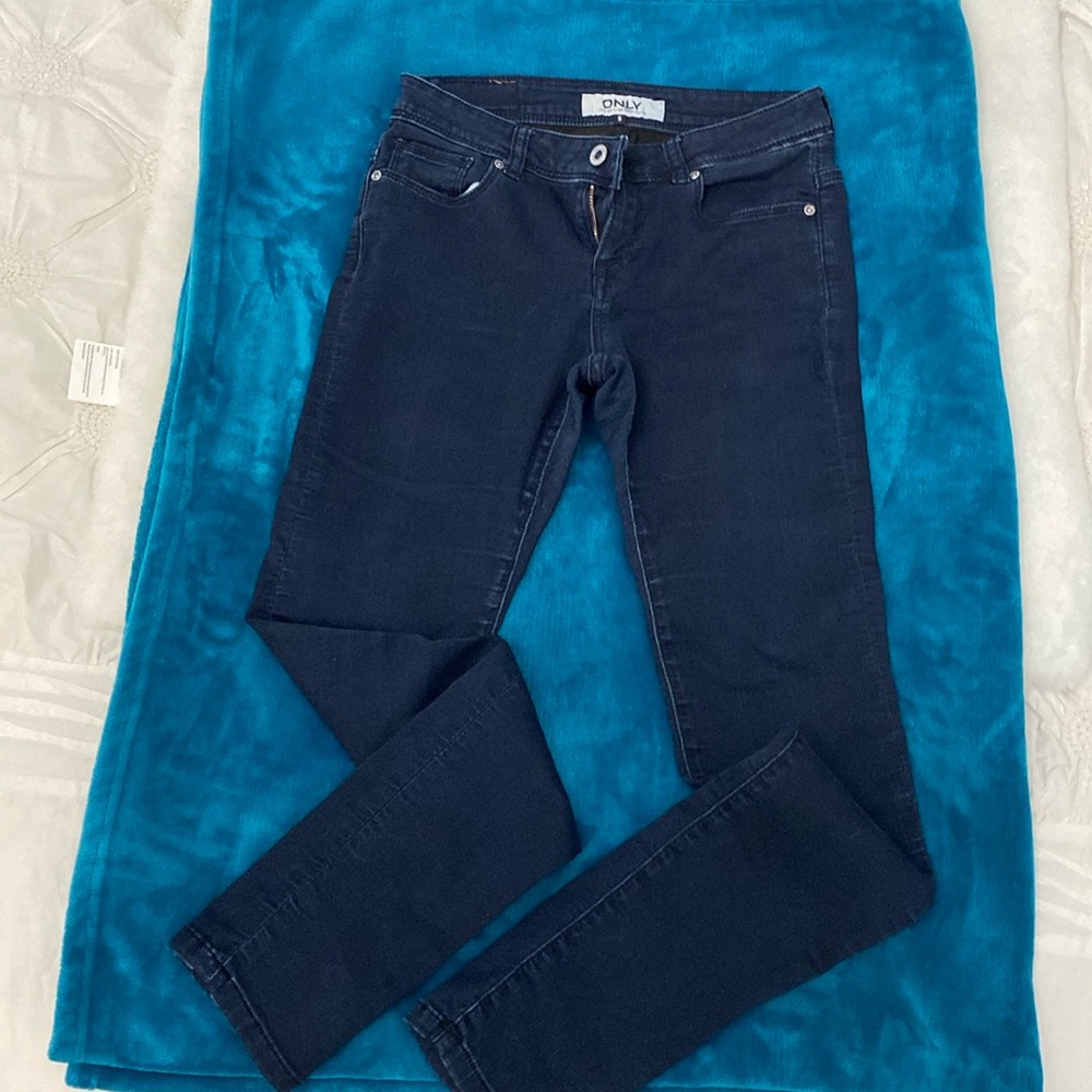 Only brand. Stretch jeans. Size Small. Dark Blue
